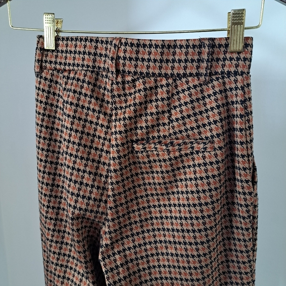 Ardene | Brown houndstooth stretchy pant - Picture 7 of 10